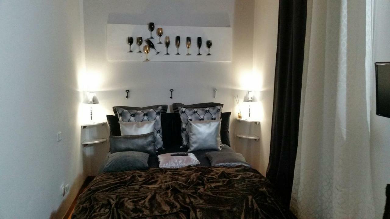 Hôtel Garda House à Sandrà Extérieur photo