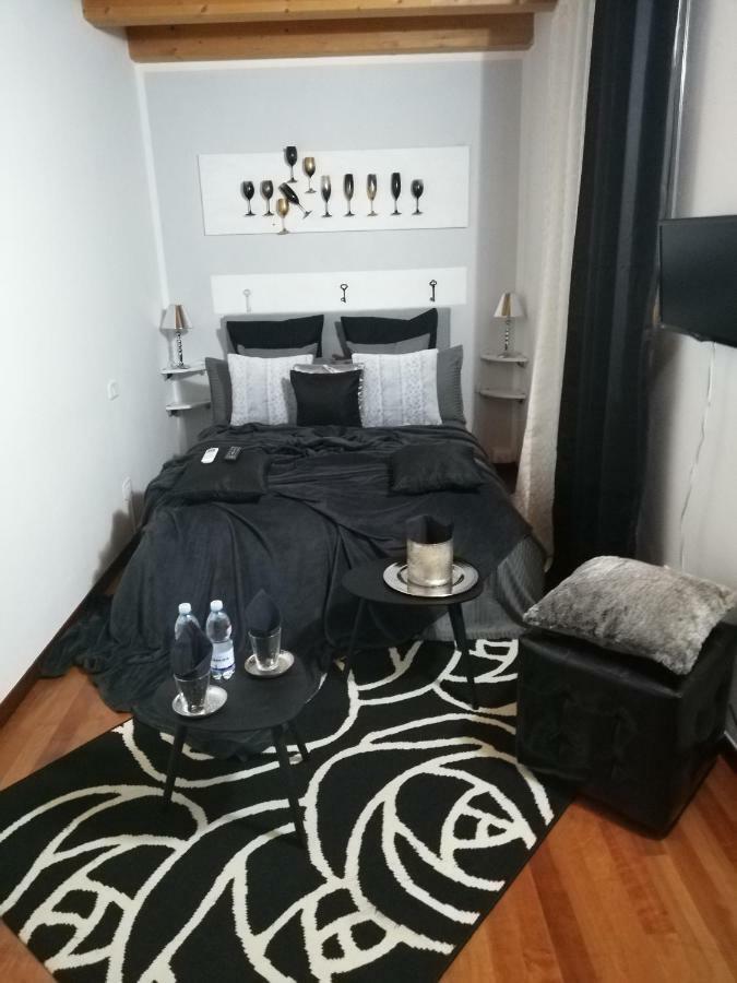 Hôtel Garda House à Sandrà Extérieur photo