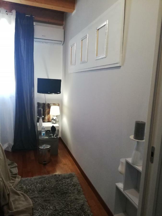 Hôtel Garda House à Sandrà Extérieur photo